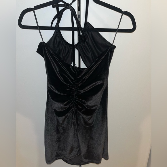 Black zara velvet dress - Picture 5 of 8